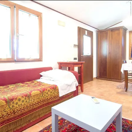 One Bedroom With City View Shared Pool And Enclosed Garden At Appartement *